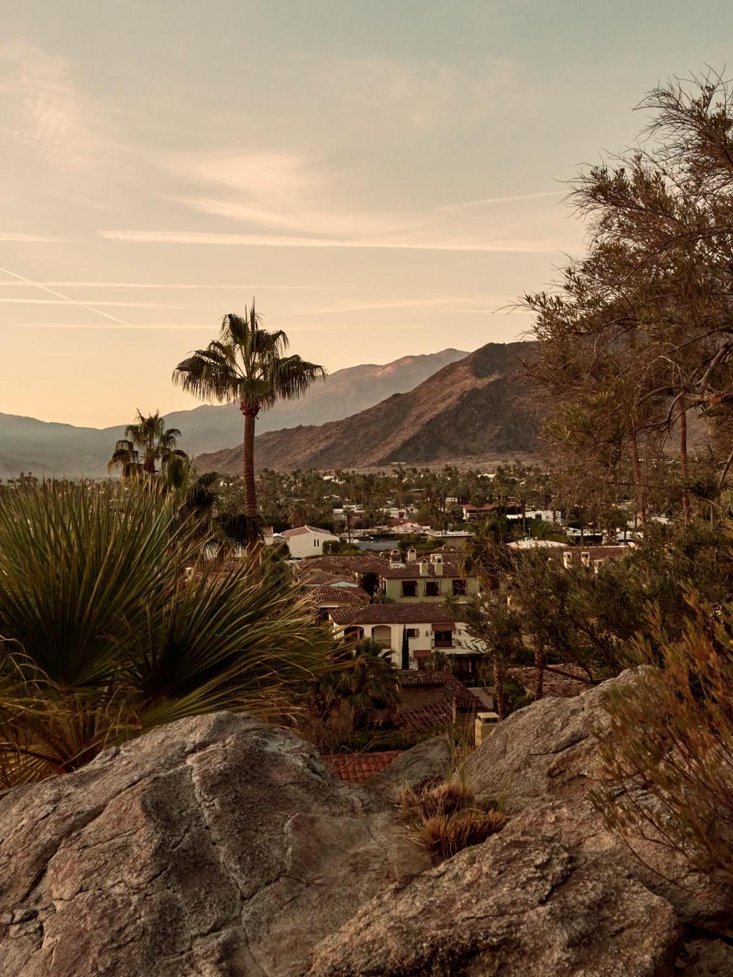 The Willows Palm Springs Exterior photo